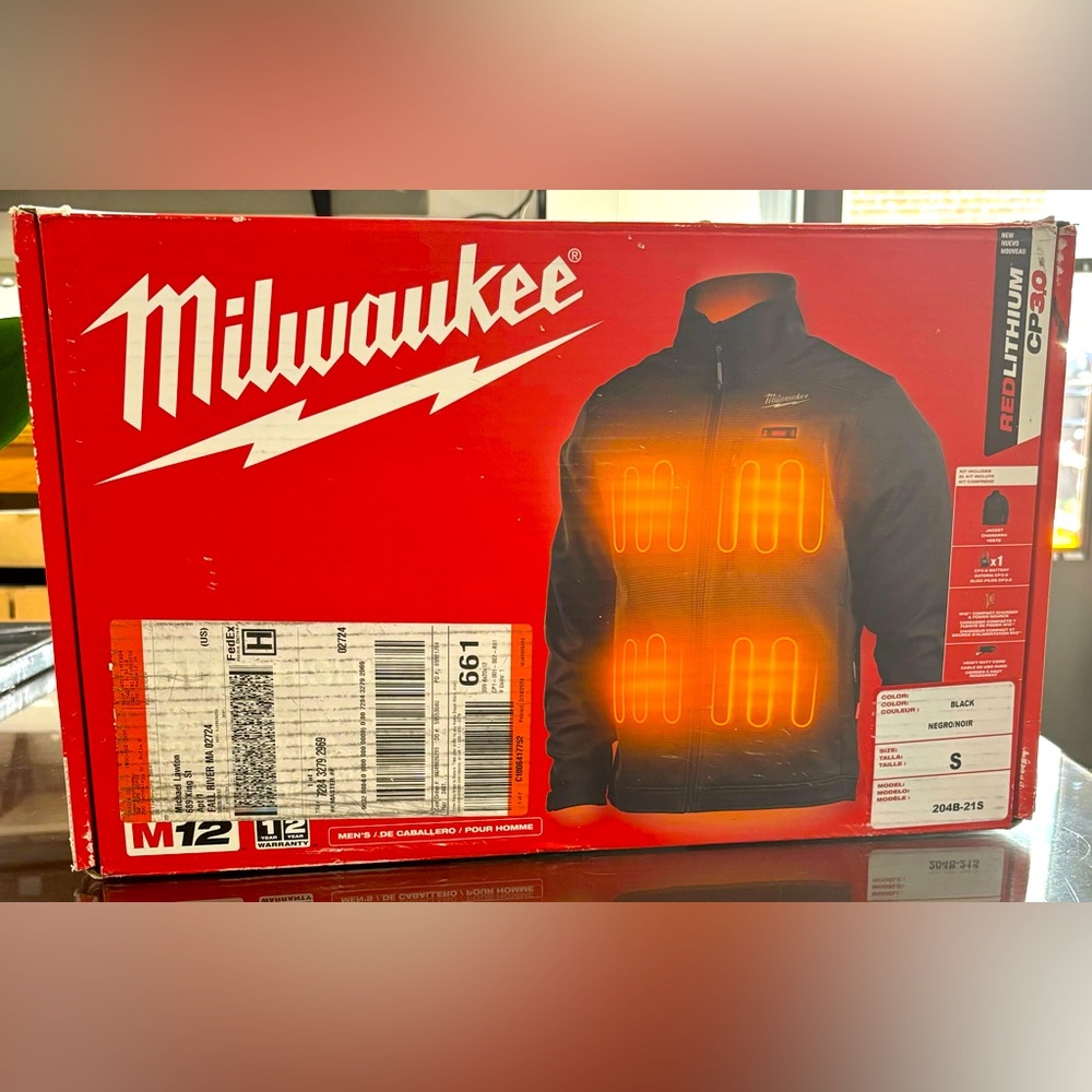 Milwaukee M12 Heated Axis Hooded Jacket Kit